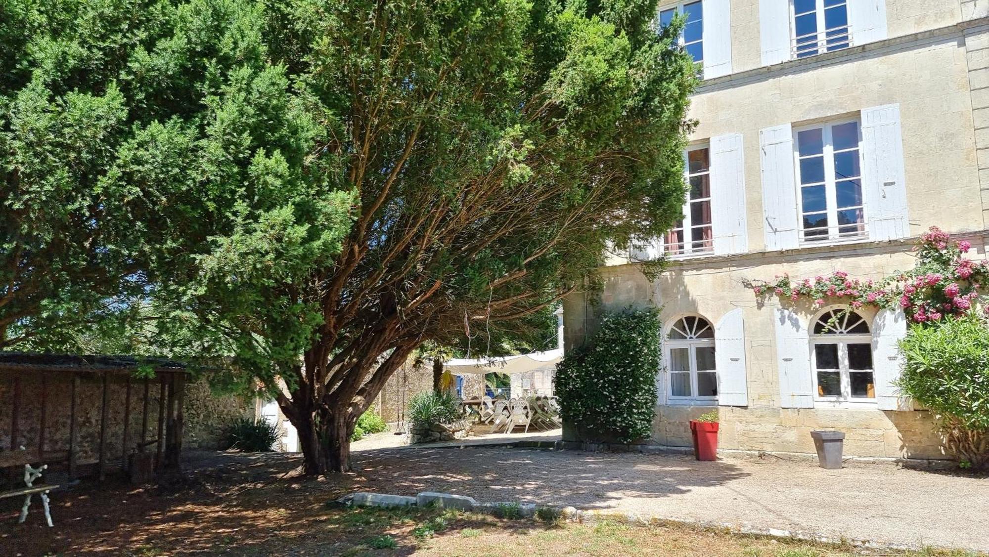 Domaine De Rochebonne Villa Saint-Just-Luzac Luaran gambar